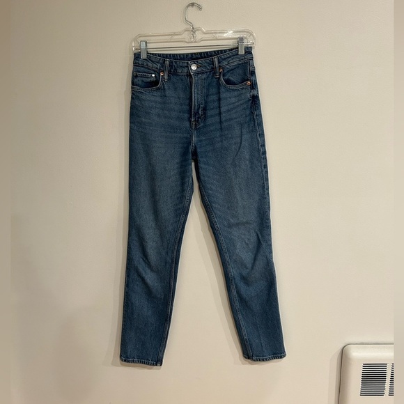 H&M Slim Straight Ultra High Rise 90s Style Jeans Sz 4 - Picture 6 of 9